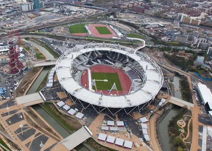 Hotel Snoozebox Olympic Park à Londres